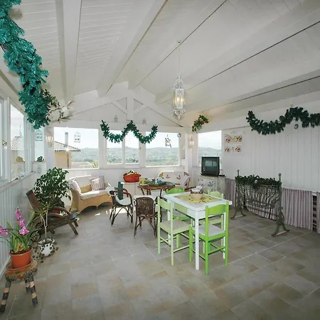 Casa Loretta Nyaraló *